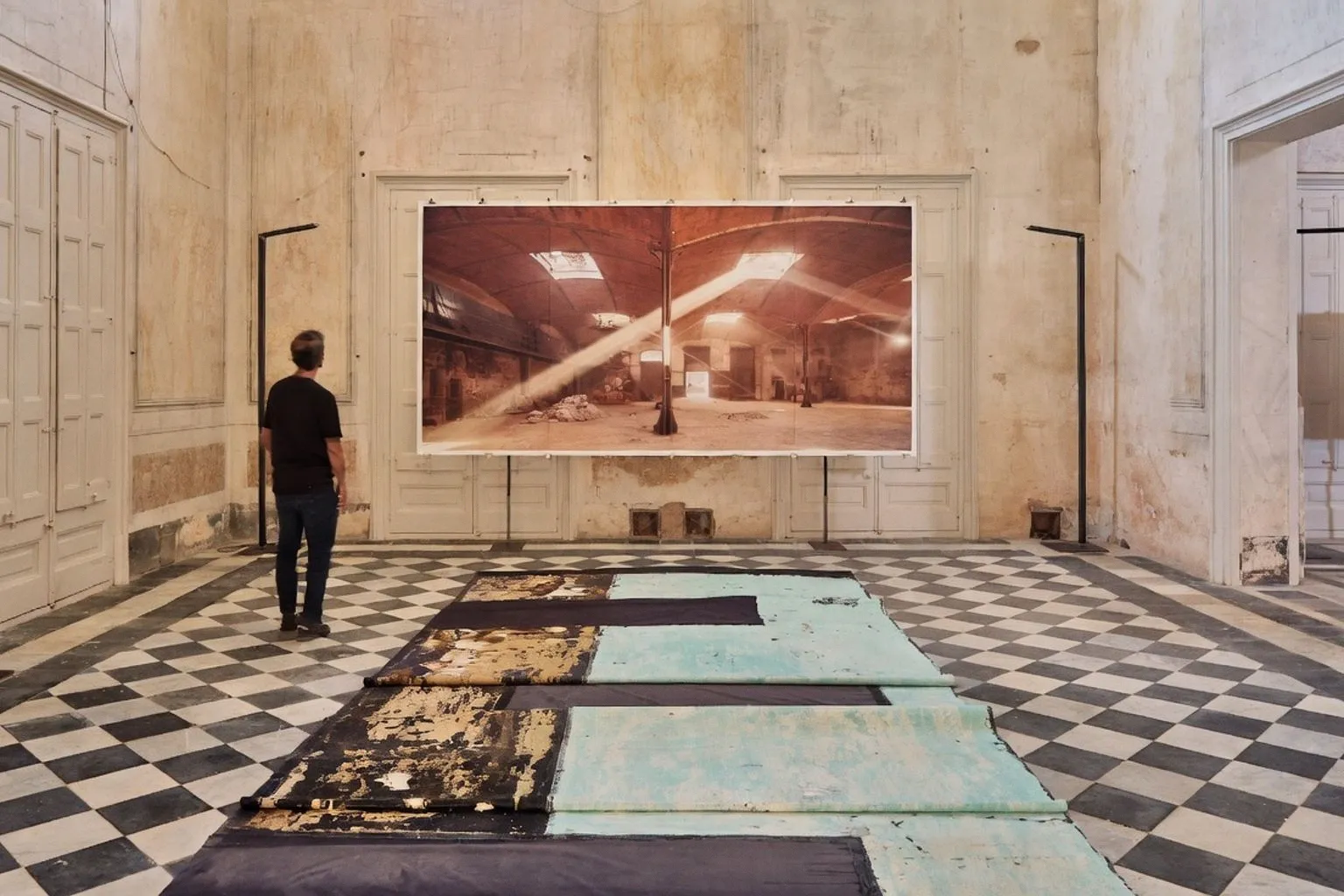 Atlas Re-Edificatoria: Wenn katalanische Baukunst auf zeitgenössische Skulptur trifft