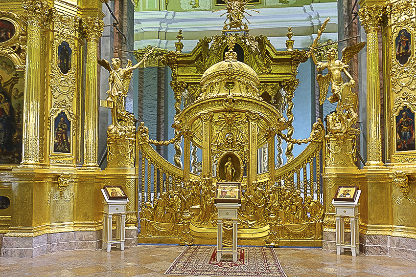 Zarenstadt Sankt Petersburg - Kathedralen Peter-und-Paul-Kathedrale innen